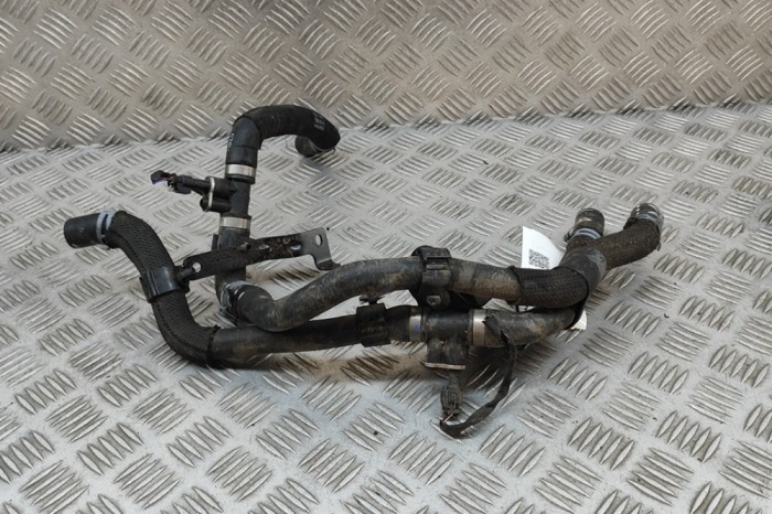 Furtun de lichid de răcire AUDI Q8 E-TRON Sportback 2023 OEM: 4KE121036E 30490383