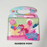 Carte reutilizabilă de colorat cu apă Magic Water Book "Poneiul Curcubeu"