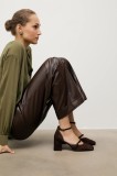 Answear.LAB tocuri din piele intoarsa culoarea maro