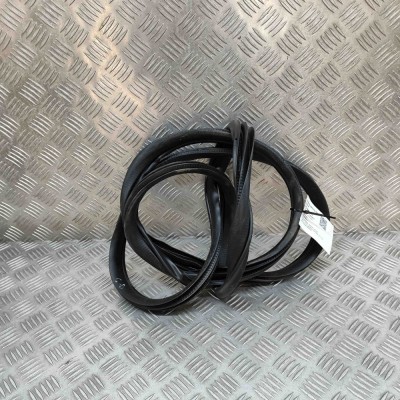 Garnitura ușă dreapta spate MAZDA CX-5 KF 2021 OEM: KB7W-68-913C foto