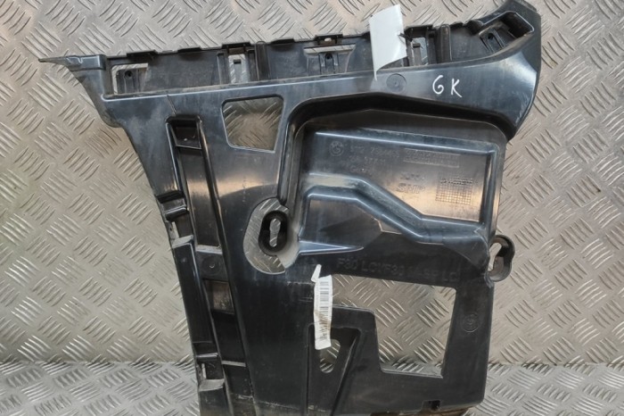 Suport bara de protecție st&acirc;nga spate BMW 3 F30, F80 2016 OEM: 7384465 27550125