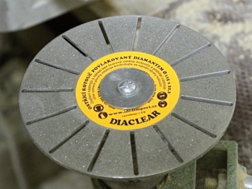 Disc diamantat pentru ascutit vidia D213/76 gauri linie