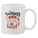 Cana alba personalizata &#039;Nursing is a work of heart&#039;, INOVATIX&reg;. 330ml