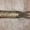 Vaza confectionata dinr-un obuz, trench art datata 10 iunie 1930 ,de colectie