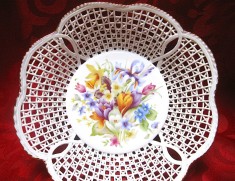 FARFURIE COS PORTELAN IMPLETIT LUCRAT SI PICTAT MANUAL LA ARPO CURTEA DE ARGES 19 CM