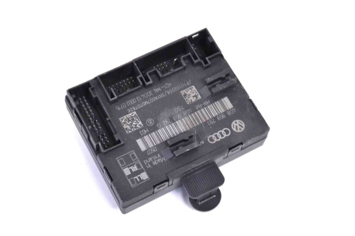 Modul de control ușă dreapta față AUDI A6 4G2, C7, 4GC 2013 OEM: 4G8959793J 12108901