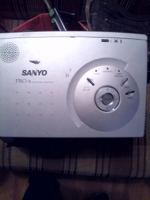 Proiector Sanyo Model: PLC-SW30 foto