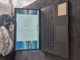 Asus Vivobook 15