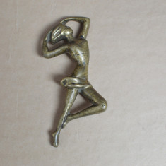 Figurina Art Deco de alama/bronz cca 1930