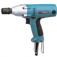 Makita 6953 masina de insurubat cu impact 280W