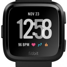Ceas activity tracker Fitbit Versa, Bluetooth, NFC, Rezistenta la apa (Negru)