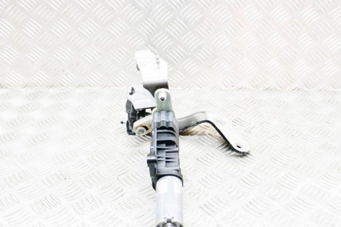 Motor ridicare electrică haion dreapta AUDI Q7 4M 2016 OEM: 0390204154,1397221037,4M0827852A,4M0827300C 13989014