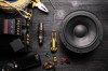 Instalare Subwoofer Auto VLP Garaj - Sunet Premium, Bas Profund, Compatibilitate Larga, Ajustari Personalizate, Design Integrat