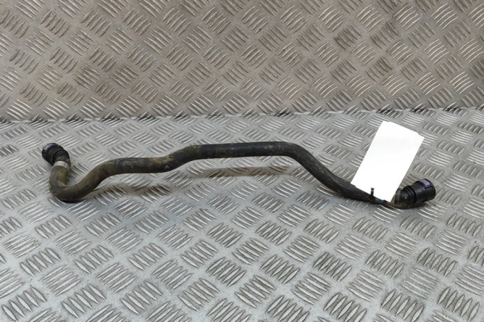 Furtun de lichid de răcire VOLVO XC90 II 2021 OEM: 31338396 27977202