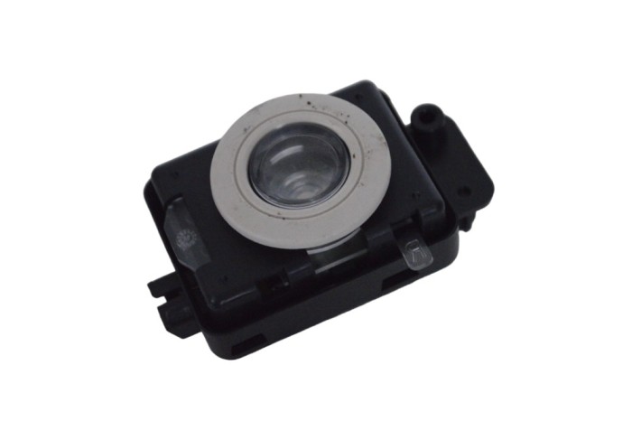 Iluminare interioară TESLA MODEL S 2014 OEM: 1013680-00-C 20766917
