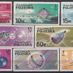 DB1 Fujeira Cosmos 8 v. MNH