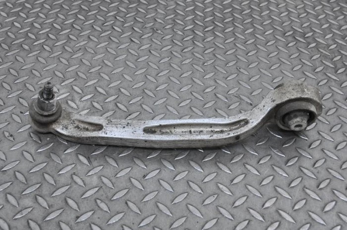 Braț inferior dreapta față AUDI A6 Avant 4F5, C6 2006 OEM: 4F0407694B 3199253