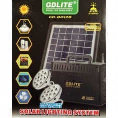 Kit solar de iluminat si incarcare cu acumulator 12V 7Ah GD8012B foto