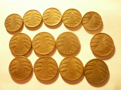 13 Monede Germania: 5 pf.1924 A,E ,1925D 1935A ,1936A si10pf: 1924 A,E,F ,1935A. foto