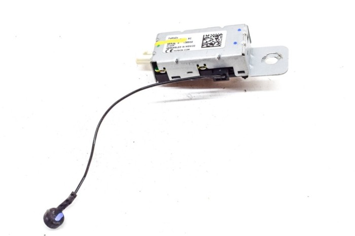 Amplificator de antena FORD USA Mustang Mach-E 2022 OEM: LB5T-18C847-BC | 18808075