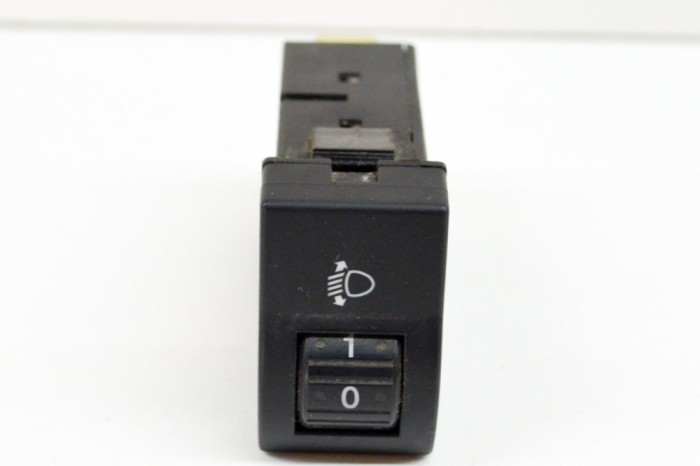 Comutator de reglare &icirc;nălțime faruri FORD RANGER ET 2009 OEM: UC3D666FO 14442407