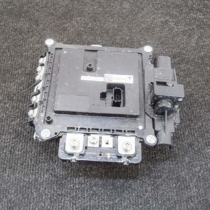 Alt modul de control TESLA MODEL S 2017 OEM: 1112379-00-D1140368-00-A1131021-00-A | 4082558