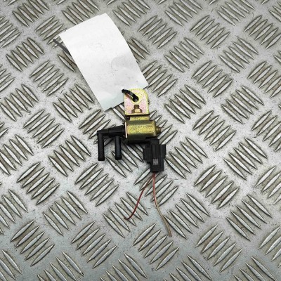 Supapa solenoid MAZDA MX-5 II NB 2000 OEM: K5T4-8298,K5T48298 32593773 foto