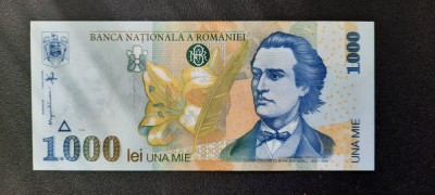 1000 LEI 1998 UNC foto