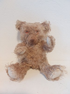Urs ursulet vintage mohair, cu cocoasa, artist made,eticheta (d)reissigacker, articulat, 28 cm, colectie foto