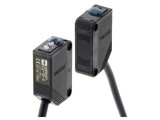 Senzor Fotoelectric OMRON E3Z-T81K 2M PNP 0-15m 100mA Emitor-Receptor