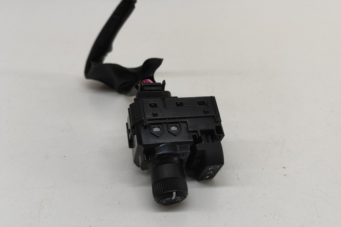 Comutator de reglare oglinda TOYOTA YARIS CROSS MXP_ 2024 OEM: 84872-02420 29565828