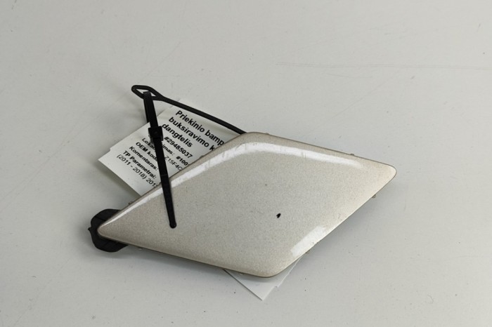 Capac c&acirc;rlig de remorcare bara de protecție spate BMW 6 Cabrio F12 2012 OEM: 7223094 29485037