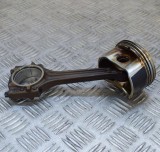 Piston VW GOLF V 1K1 2006 OEM: 038107065H | 3943603
