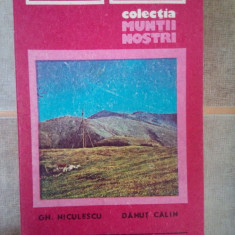 Gh. Niculescu - Muntele Mic-Tarcu. Ghid turistic (editia 1990)