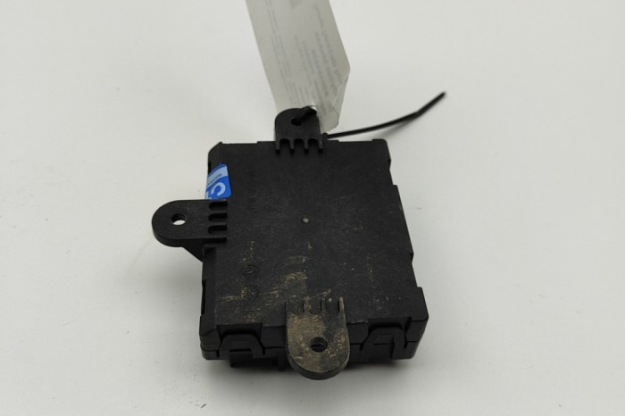 Modul de control ușă dreapta spate LAND ROVER RANGE ROVER SPORT II L494 2018 OEM: JPLA-14D620-CA | 30494528