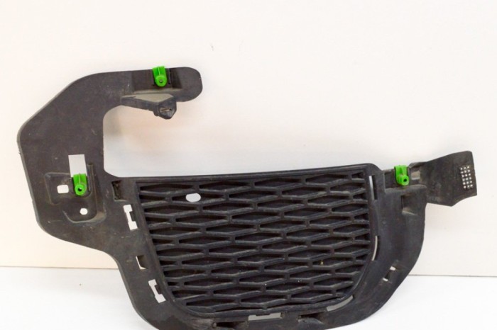 Grila dreapta față LAND ROVER RANGE ROVER EVOQUE L538 2015 OEM: GJ32-15A298-A 15501493