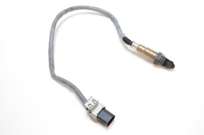 Sonda lambda MERCEDES-BENZ C W204 2012 OEM: A0009056604 2574439