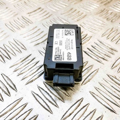 Modul de control presiune anvelope TESLA MODEL X 2016 OEM: S-02-0231,1034601-00-B,A2C93336700-06 10639669 foto