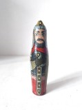 Figurina de lemn, cavaler medieval, pictata manual, 12cm inaltime
