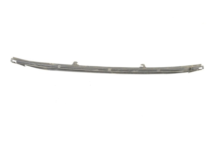 nerasta VOLVO V70 III BW 2009 OEM: 30678653 12034577
