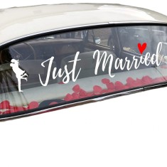Sticker autocolant, flippy, tematica nunta, model indragostiti, cu scris just married, 50x11.5 cm, alb