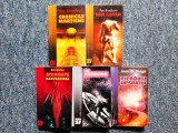5 vol. colecția Odiseea SF (Ray Bradbury Cronicile marțiene, Omul Ilustrat; Joan Vinge Pierduți &icirc;n spațiu; Bill McCay Stargate; Ziua extratereștrilor)
