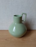 Vaza ceramica verde deschis