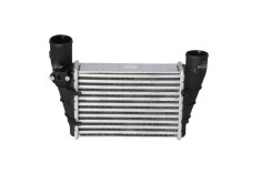 NRF 30127A Intercooler, compresor
