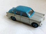 bnk jc Dinky 175 Hillman Minx