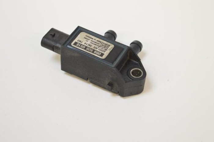 Senzor de presiune DPF AUDI Q7 4M 2016 OEM: 059906051E | 2300180