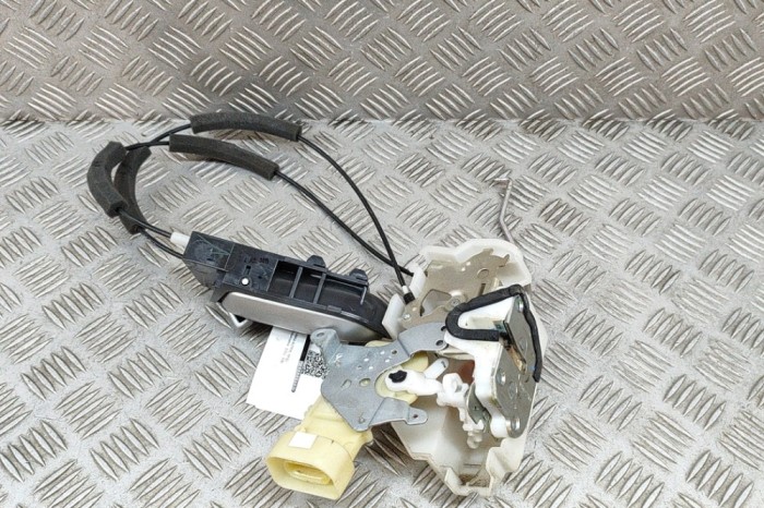 &Icirc;ncuietoare ușă dreapta față ISUZU D-MAX II TFR, TFS 2014 OEM: 8982317672 27549167