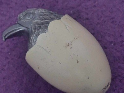 Bricheta veche/vintage metalica PUI DE PASARE DE PRADA la iesirea din OU,Scantei foto