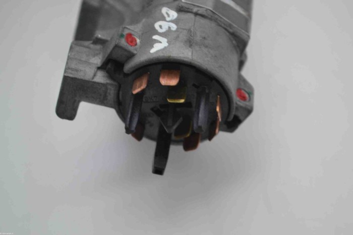 Butuc de contact AUDI A4 8EC, B7 2006 OEM: 4B0905851NHF2AM60HPPT 1356692