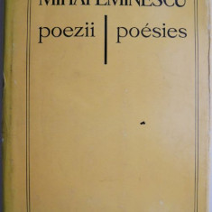 Poezii/Poesies – Mihai Eminescu